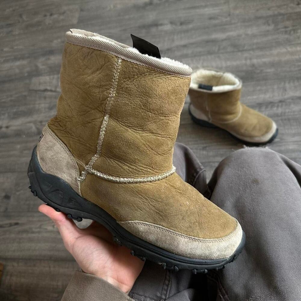 Vintage Y2K Merrell Brown Suede Fur Lined Moc Winter Boots